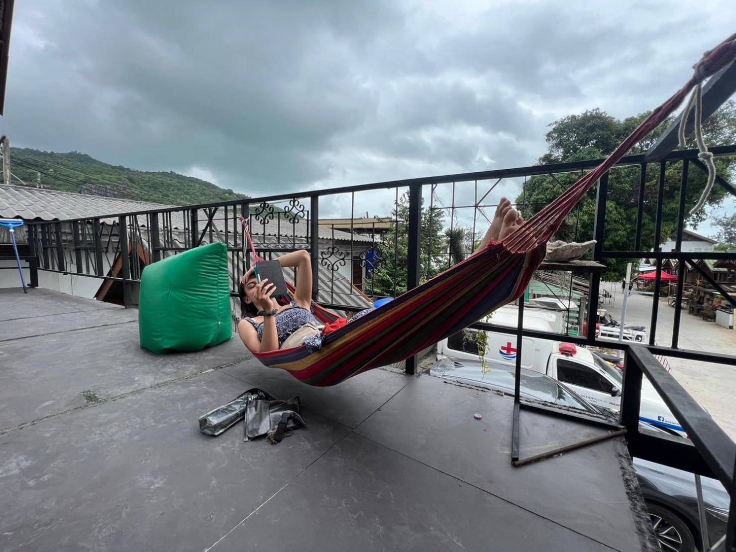 U Hostel Koh Phangan Haad Rin Exterior photo